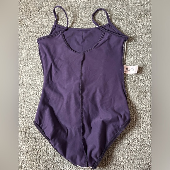 Girl’s Purple Leotard Size 8-10 - Picture 3 of 5